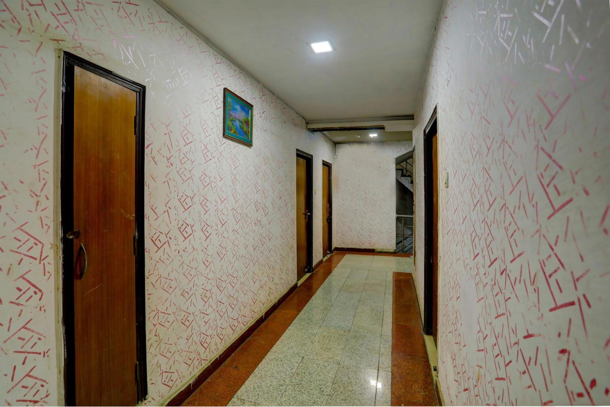 Hotel Monarch Inn Lucknow Exterior foto