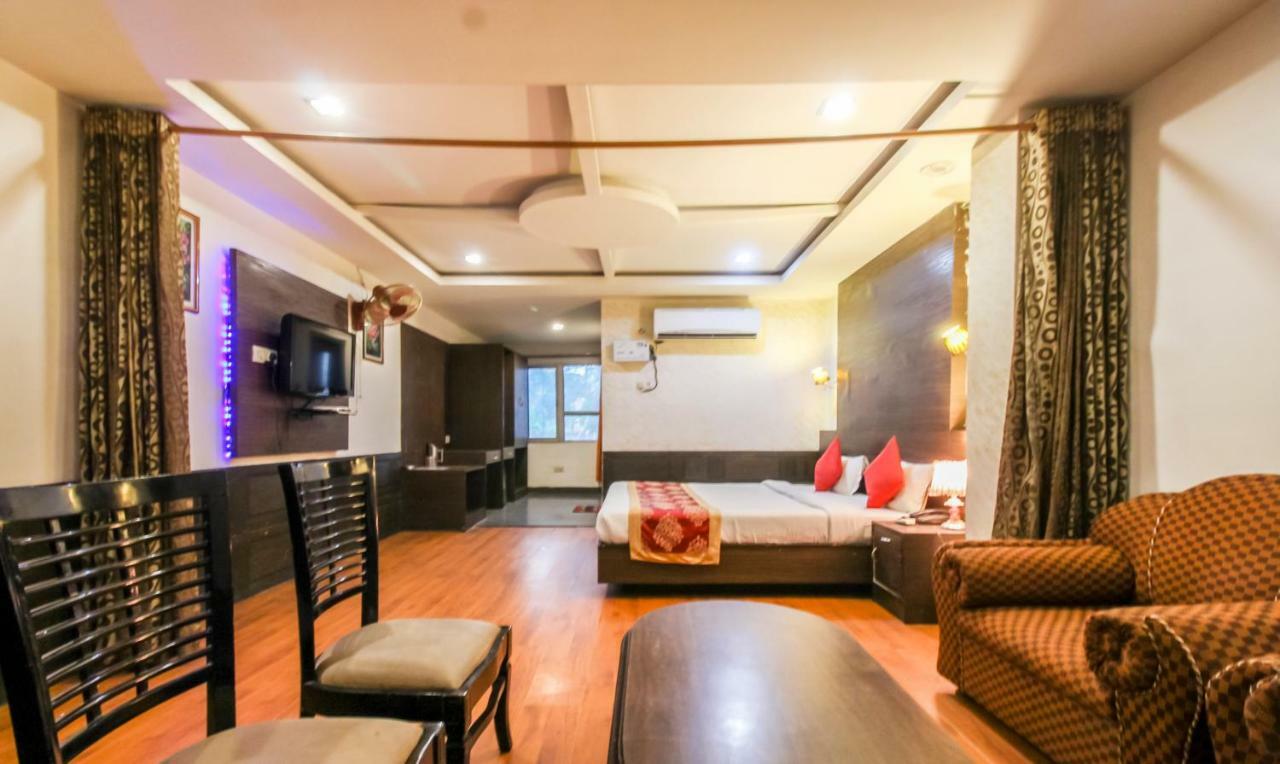 Hotel Monarch Inn Lucknow Exterior foto